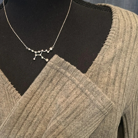 Green Shein Dress - Picture 3 of 4